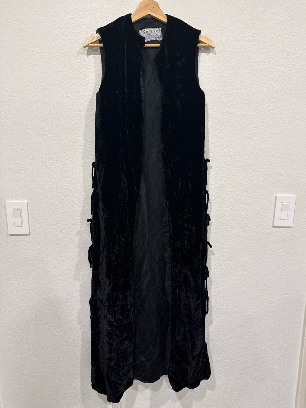 Swee Lo Vintage Long Black Velvet Sleeveless Duster Vest - S/M